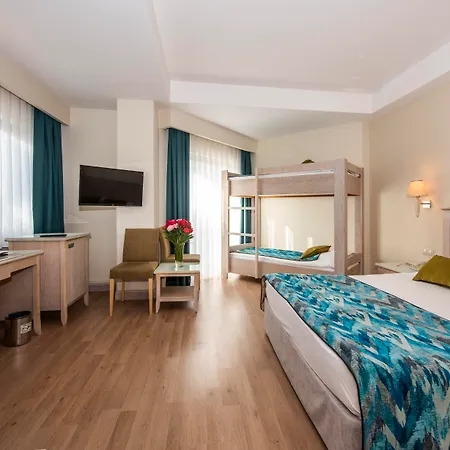 Star Park 5* Side